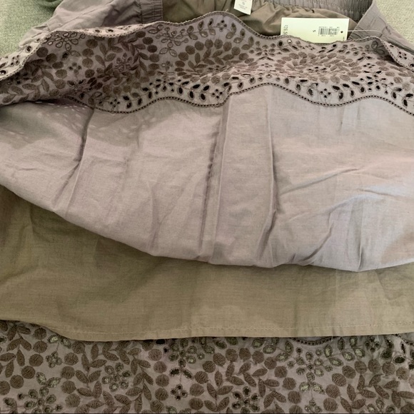 NWT OLD NAVY Gray Tan Embroidered Skirt Small - Picture 12 of 12